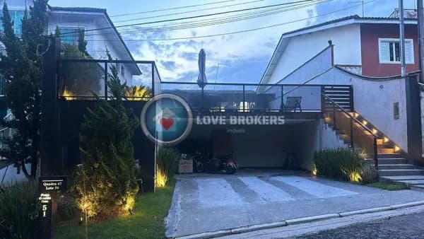 Casa Para Locação no Condomínio Aruã