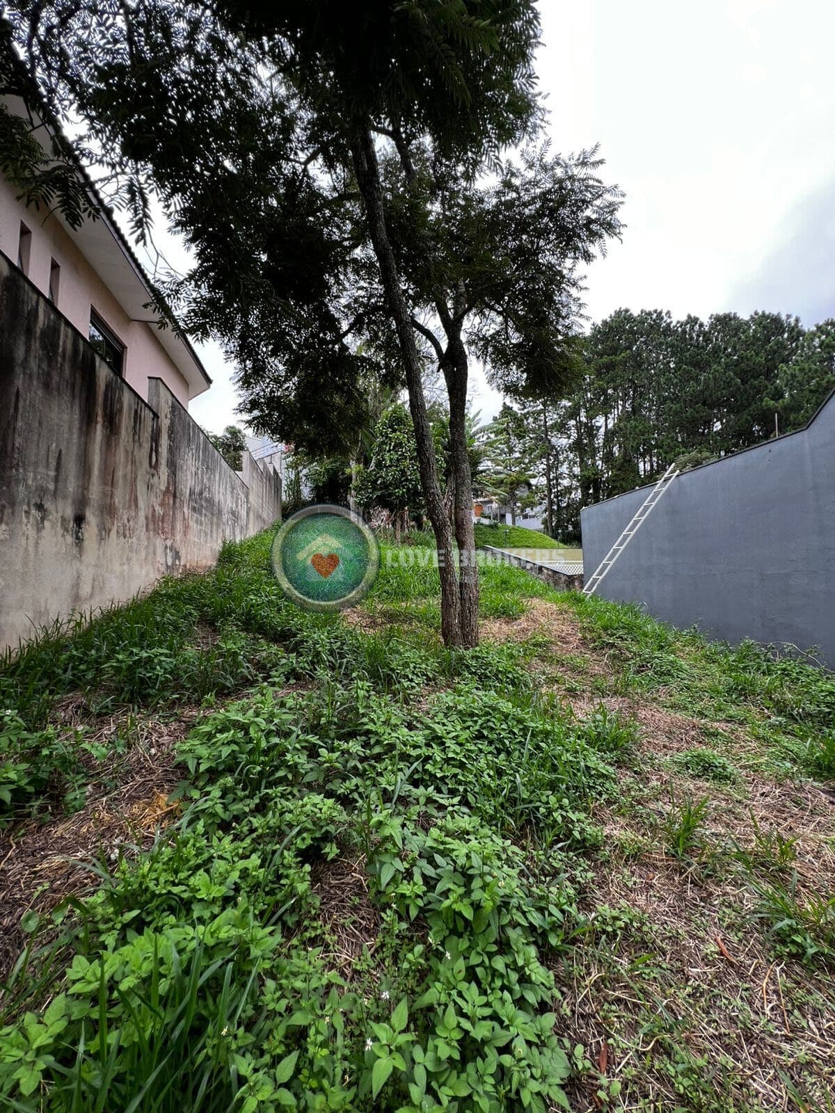Terreno À Venda No Condomínio Aruã em Mogi das Cruzes