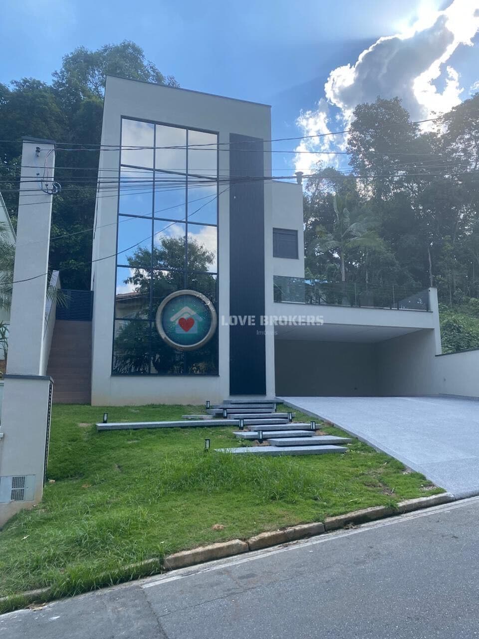 Casa à venda no Condomínio Aruja 5 - Arujá/SP