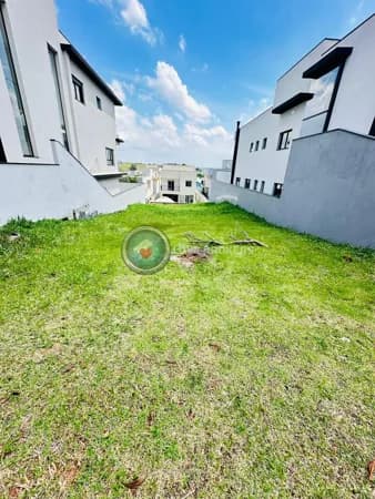 Terreno a Venda no Condomínio Aruã Brisas