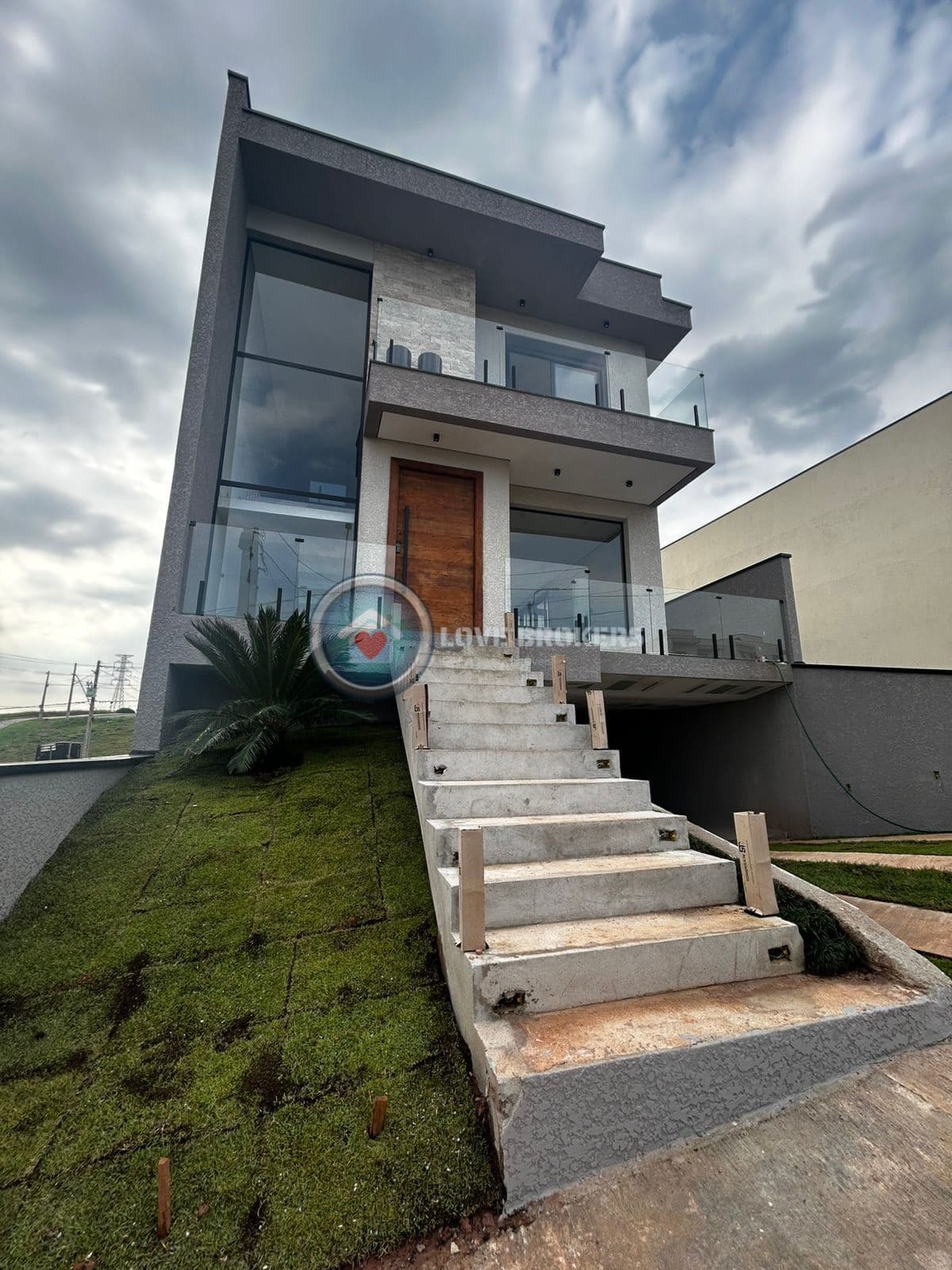 Casa Alto Padrão em Condomínio Paradise Garden