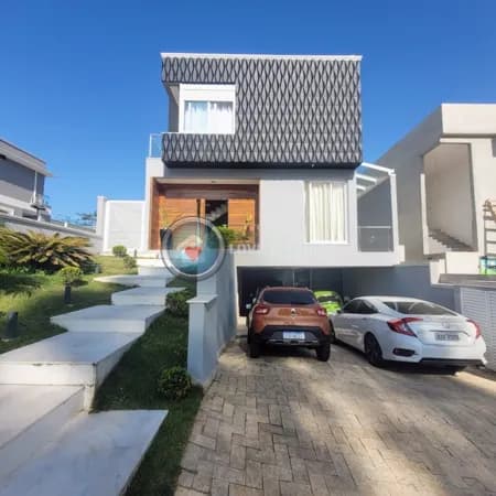 Casa à venda no Residencial Real Park - Arujá/SP