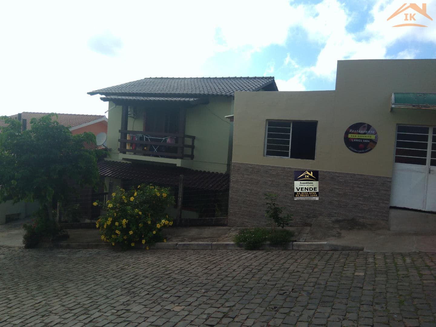 Sobrado e Prédio comercial, em Rio Pardo-RS
