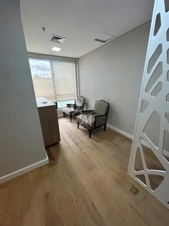 Sala Comercial em Condomínio