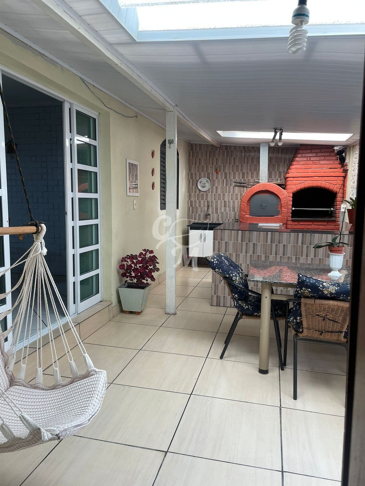 Casa Térrea na Várzea Paulista / DOC OK
