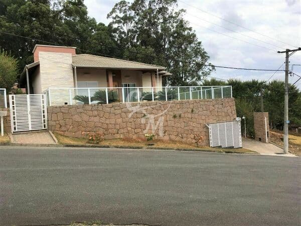 Excelente casa térrea