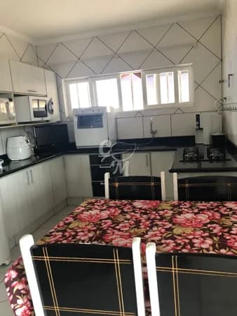 🏡 Casa à venda no Jardim Tamoio – Jundiaí
