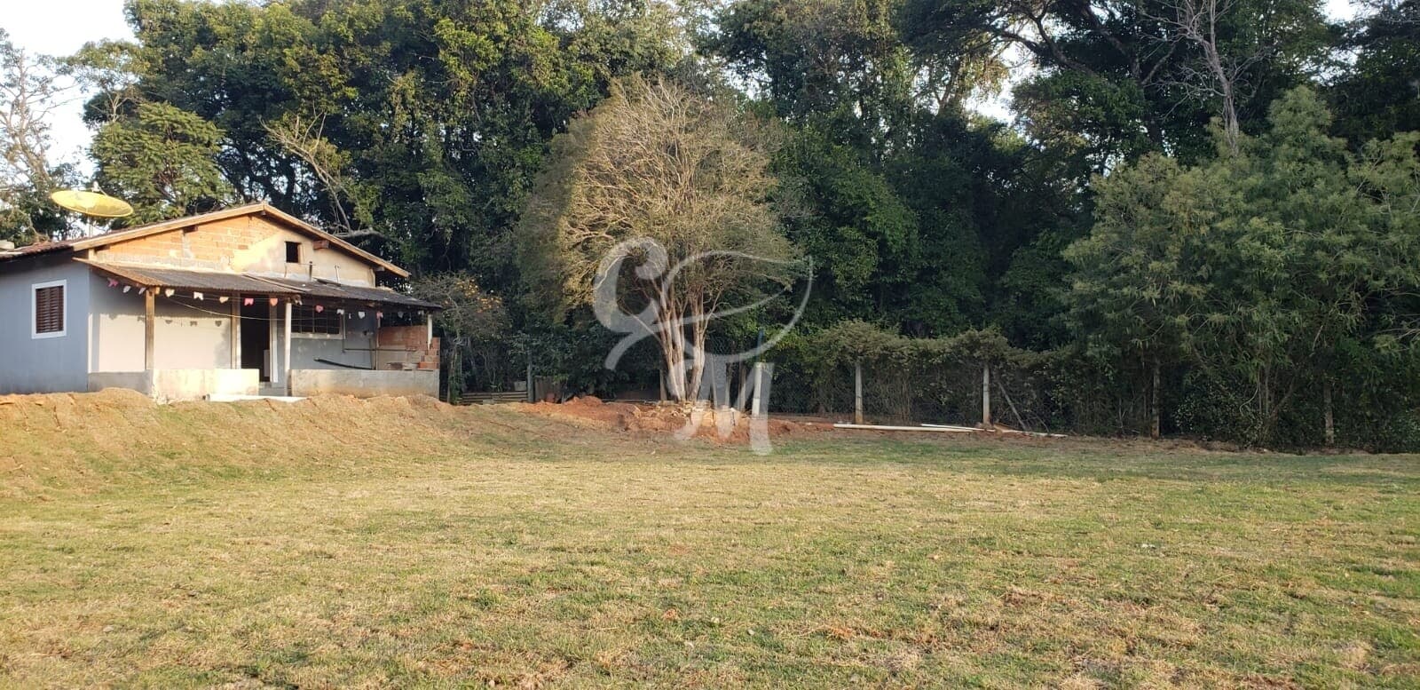 Chácara com 5.000 m² em Medeiros