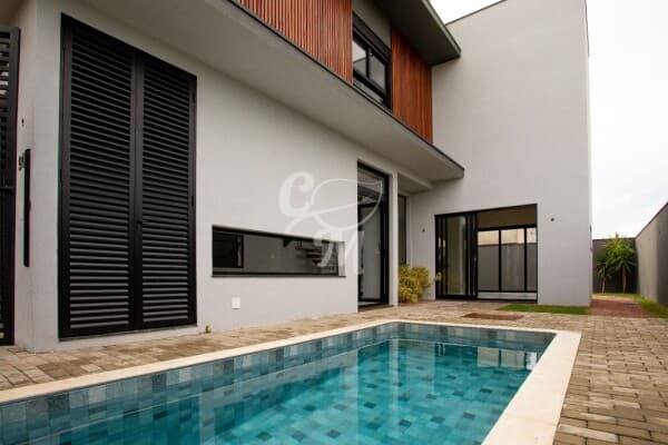 Casa com Arquitetura Contemporânea