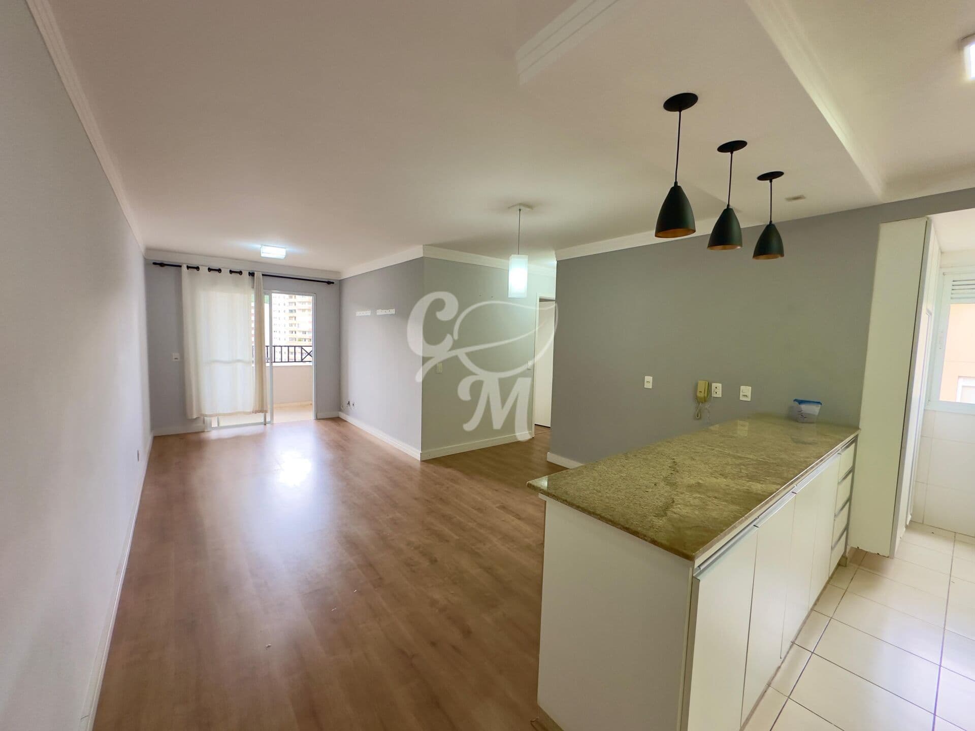 Apartamento à venda – 70m², 1 suíte, 2 vagas, varanda com vista livre