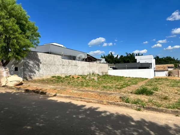 🚀 Terreno 250m² pronto para construir em Medeiros – Jundiaí/SP