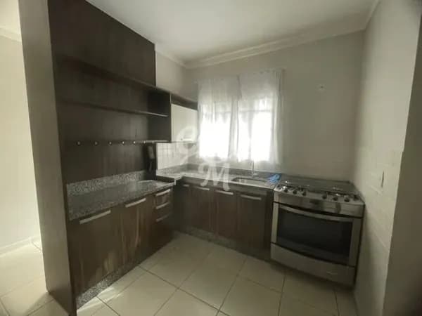 Casa em Condomínio MEDEIROS