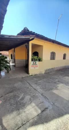 Casa Residencial / Comercial