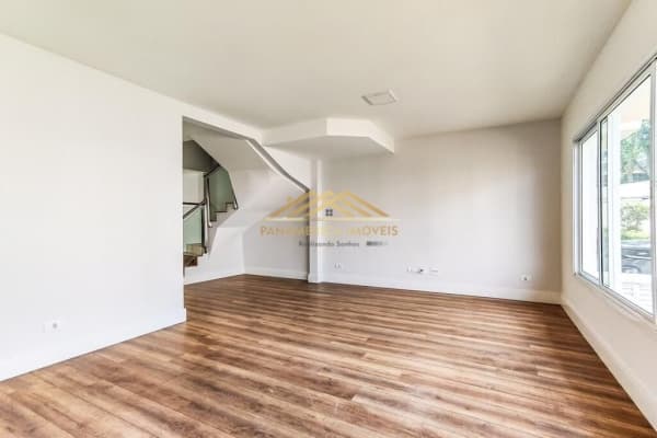 Casa de Condomínio em São Paulo - Jardim São Nicolau