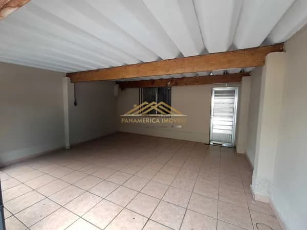 Casa em São Paulo - Terceira Divisão de Interlagos