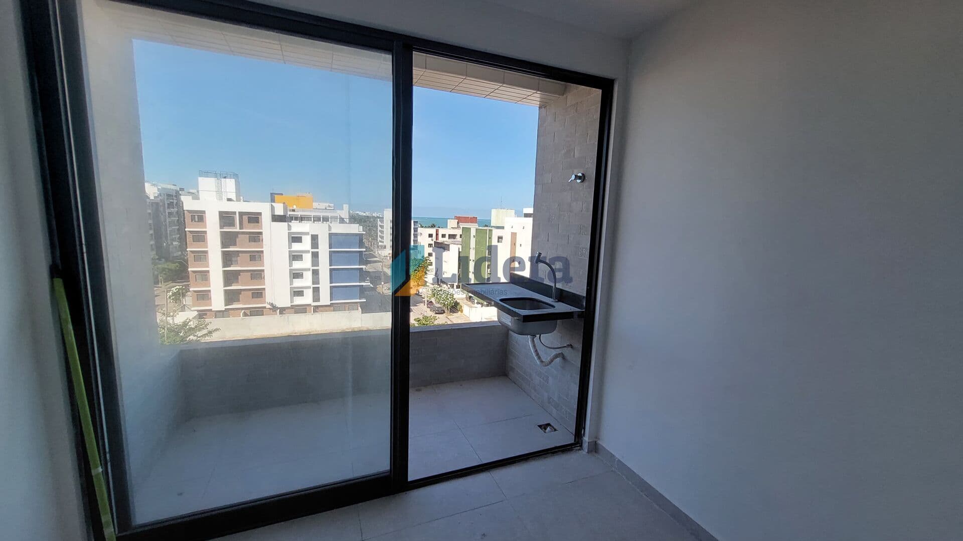 Apto - 3 Quartos - 1 Suíte - 76.35m² - Intermares, Cabedelo/PB