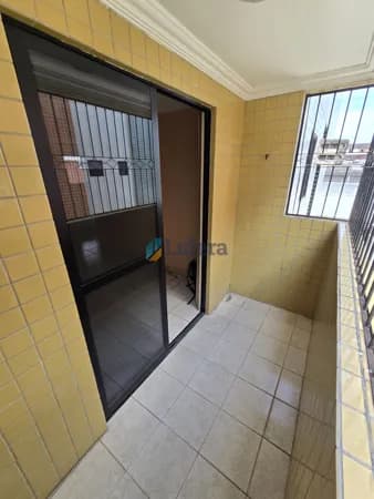Apto espaçoso - 76.1m² - 3 quartos - 1 suite - em Jardim Cidade Universitária, João Pessoa/PB