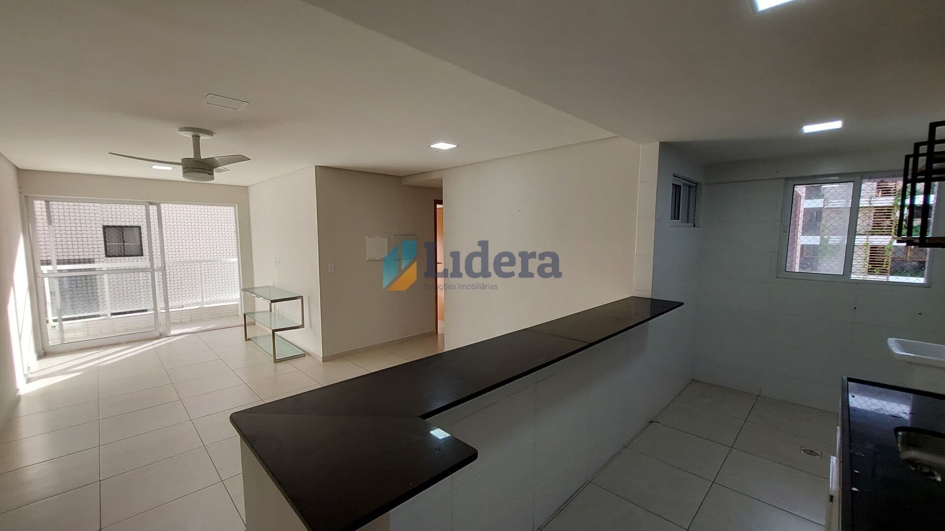 Apto para alugar - 3 Quartos - 1 Suíte - 80 m² - Intermares, Cabedelo/PB