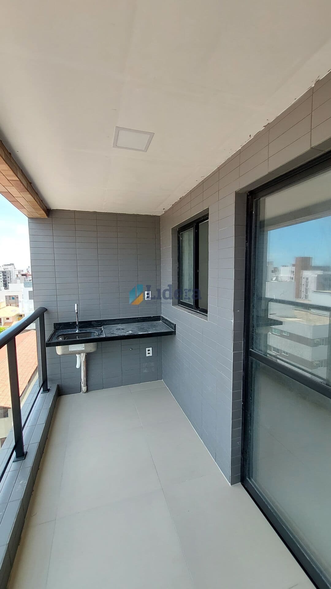 Apto - 3 Quartos - 1 Suíte - 53,68m² - Intermares, Cabedelo/PB