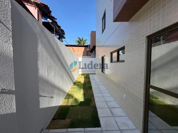 Apartamento á venda com área externa - 56,76m² - 2 quartos - 1 suite - Formosa, Cabedelo - PB