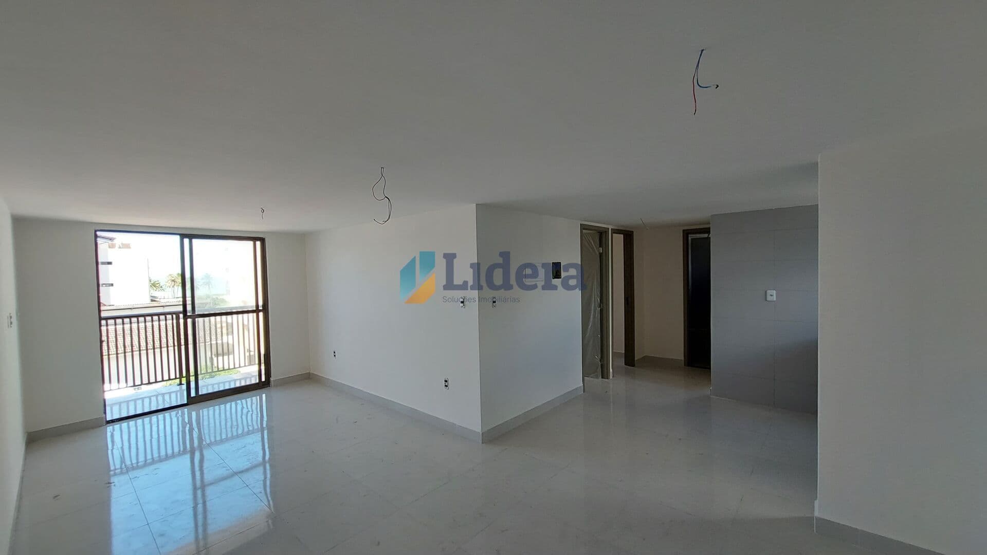 Apto - 3 Quartos - 1 Suíte - 81,24 m² - Intermares, Cabedelo/PB
