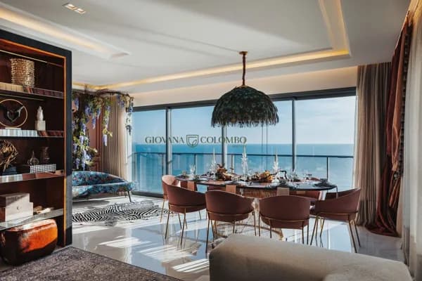 Luxuosamente decorado - Peças originais Gucci