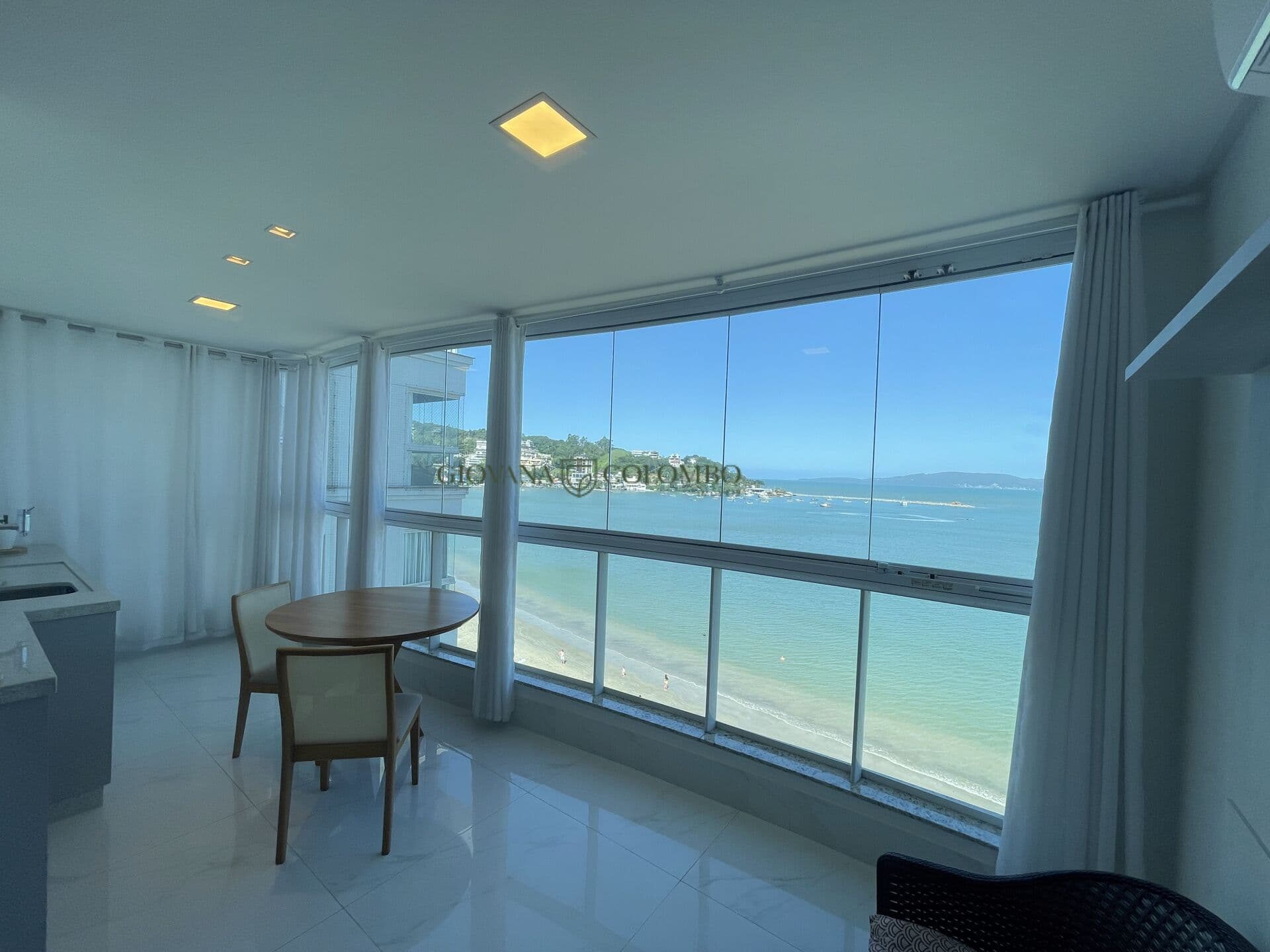 Apartamento em Itapema - Canto da Praia