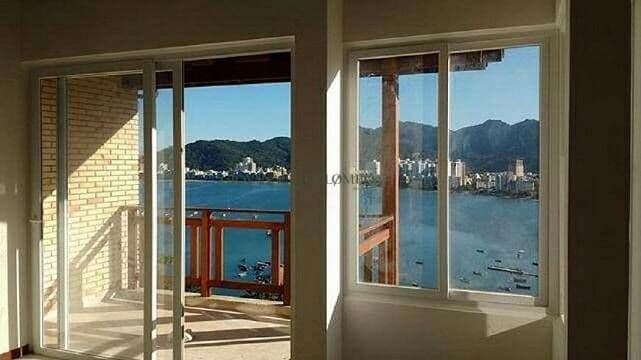 Casa em Condomínio Fechado - Canto da Praia