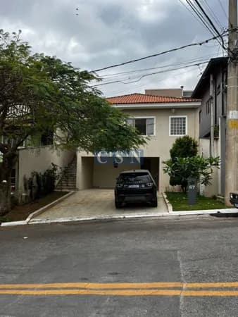 Casa em Cotia - Chácaras Roselândia