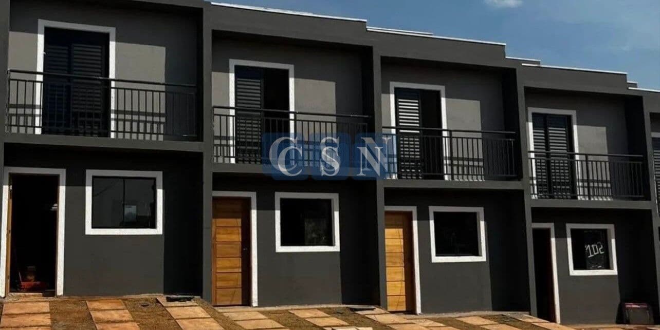 Casa em Cotia - Chácara Ondas Verdes