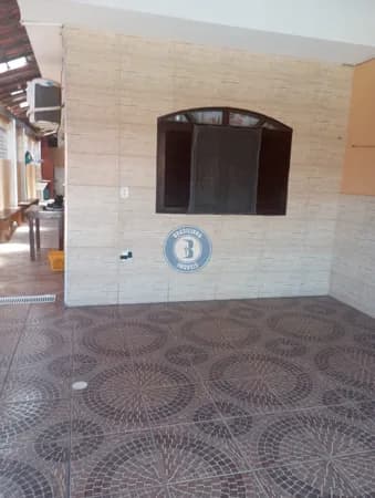 Casa na Balneário Tupy - Itanhaém - SP.