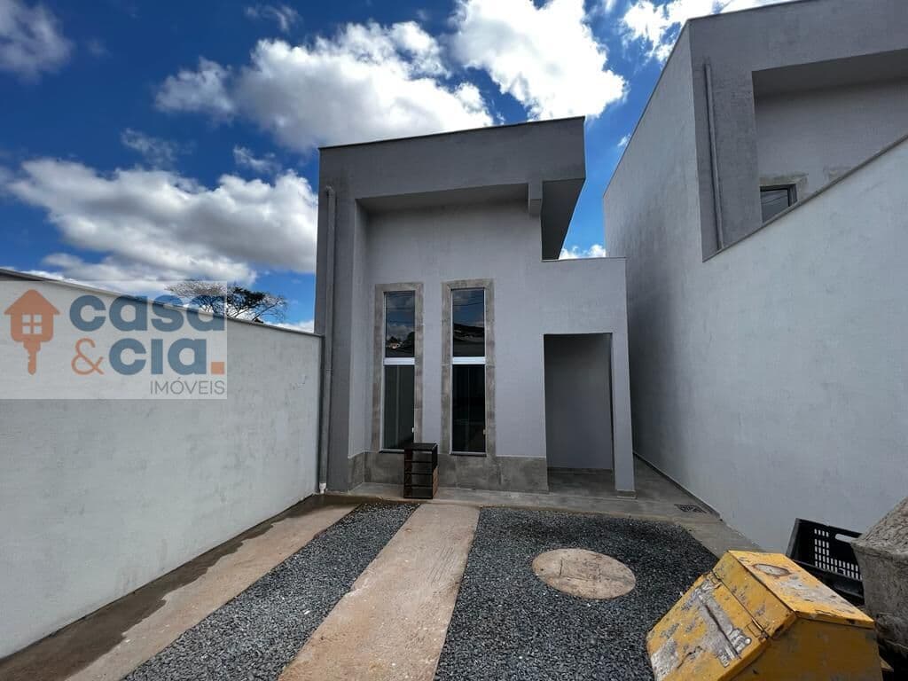 Casa em Esmeraldas - São Pedro, Esmeraldas - Mg