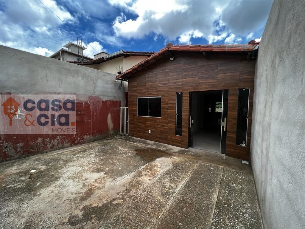 Casa em são pedro, Esmeraldas/MG