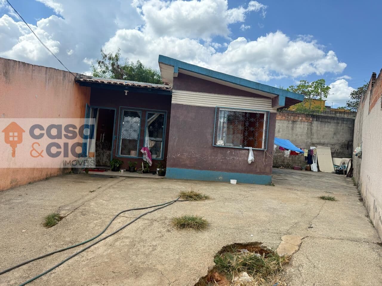 Casa em Esmeraldas - SANTA CECILIA