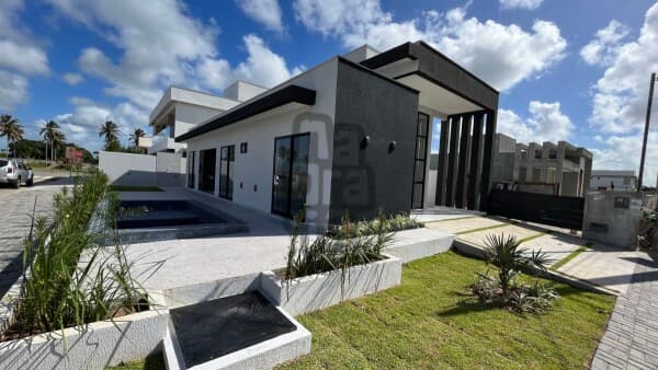Casa em condomínio fechado