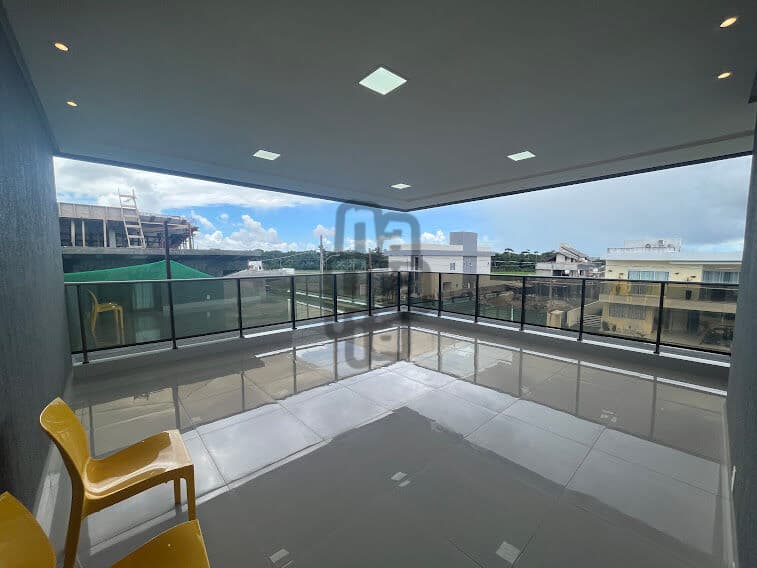 Casa em condomínio fechado de alto padrão