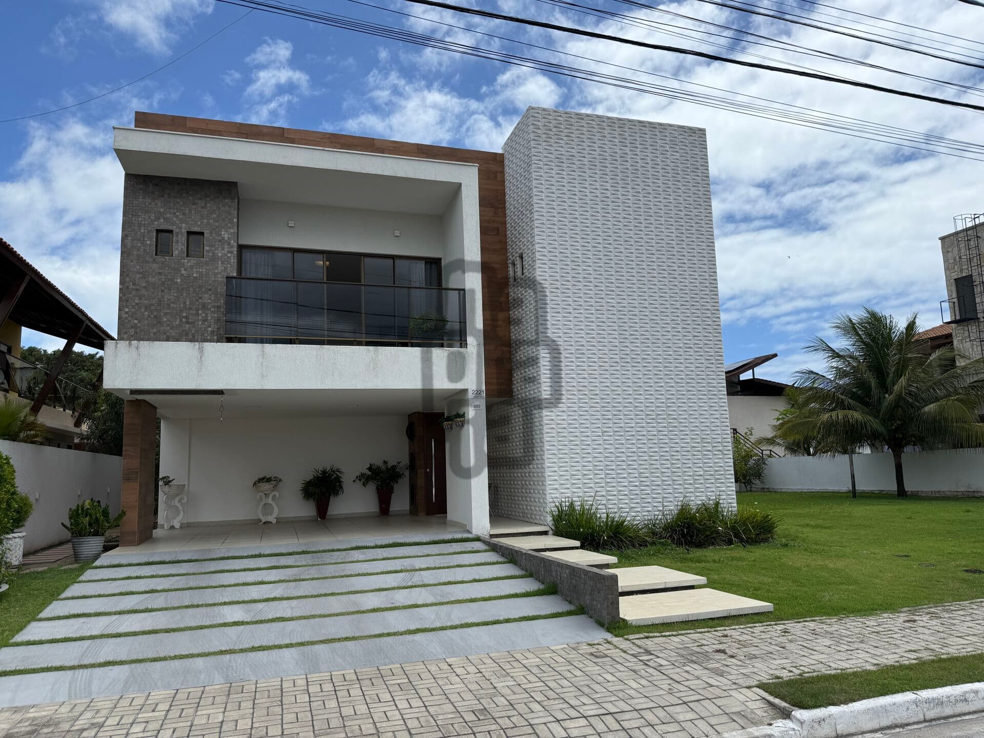 Casa em condomínio fechado de alto padrão