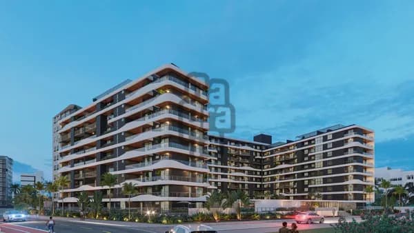 Apartamento de alto padrão, a menos de 300 metros da areia do mar
