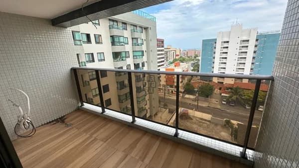 Apartamento em Cabo Branco, a menos de 400 metros da praia