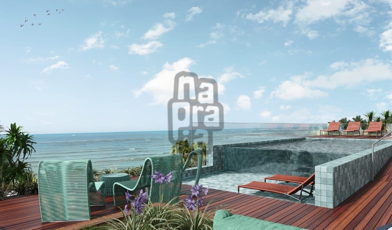 Apartamento à beira- mar de alto padrão