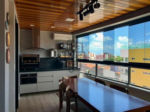Apartamento de alto padrão no bairro de Tambaú