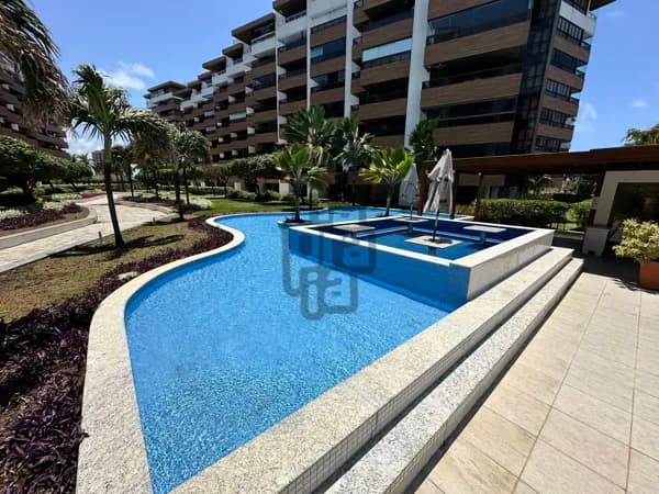 Apartamento de alto padrão pé na areia em Ponta de Campina