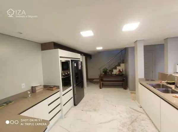Linda casa a venda no bairro São Judas em Itajaí