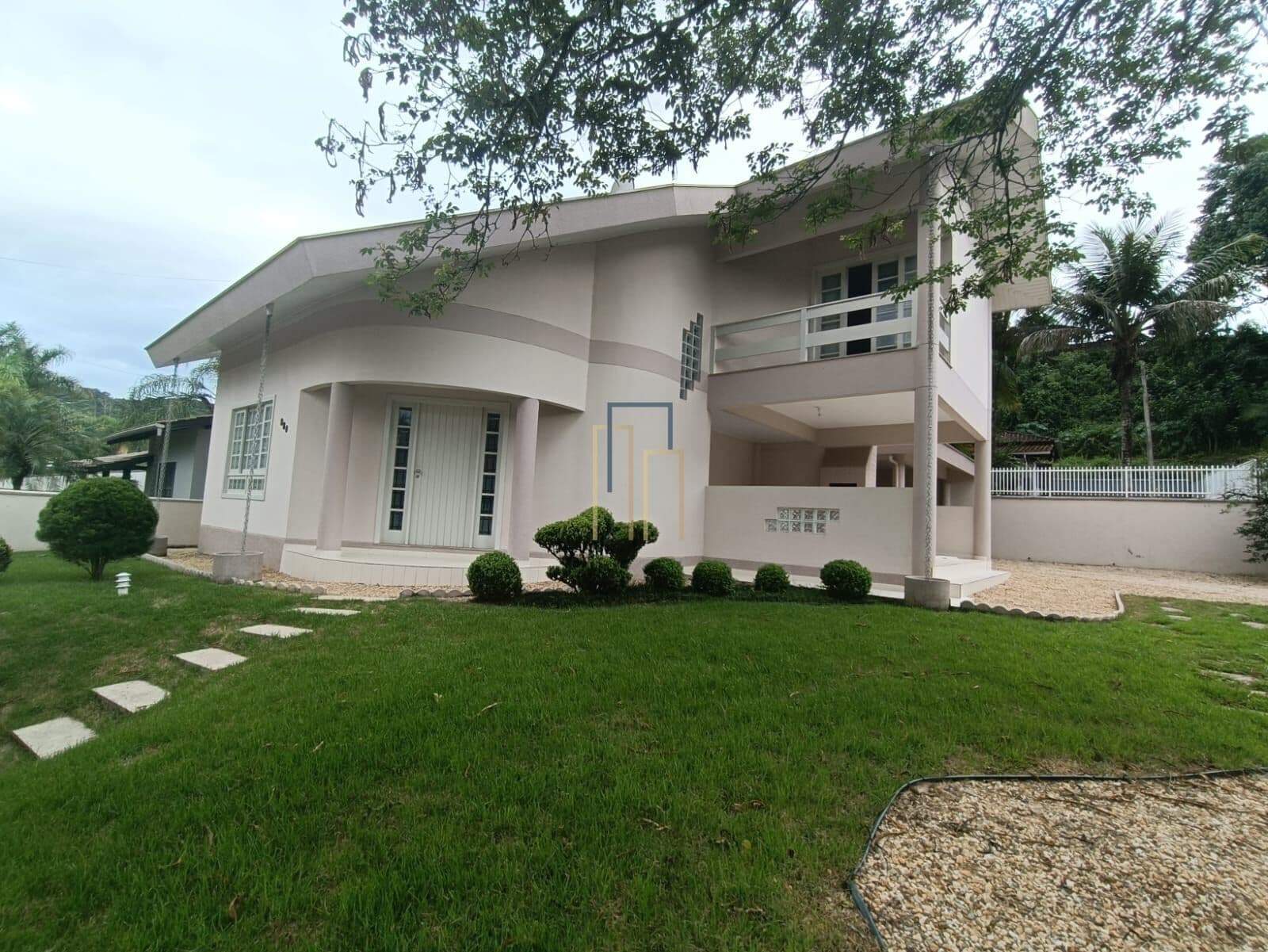 Casa Duplex no bairro Jardim Maluche