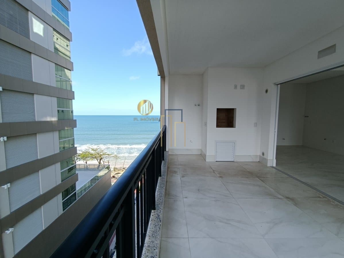 Apartamento Alto Padrão para Venda em Meia Praia Itapema-SC