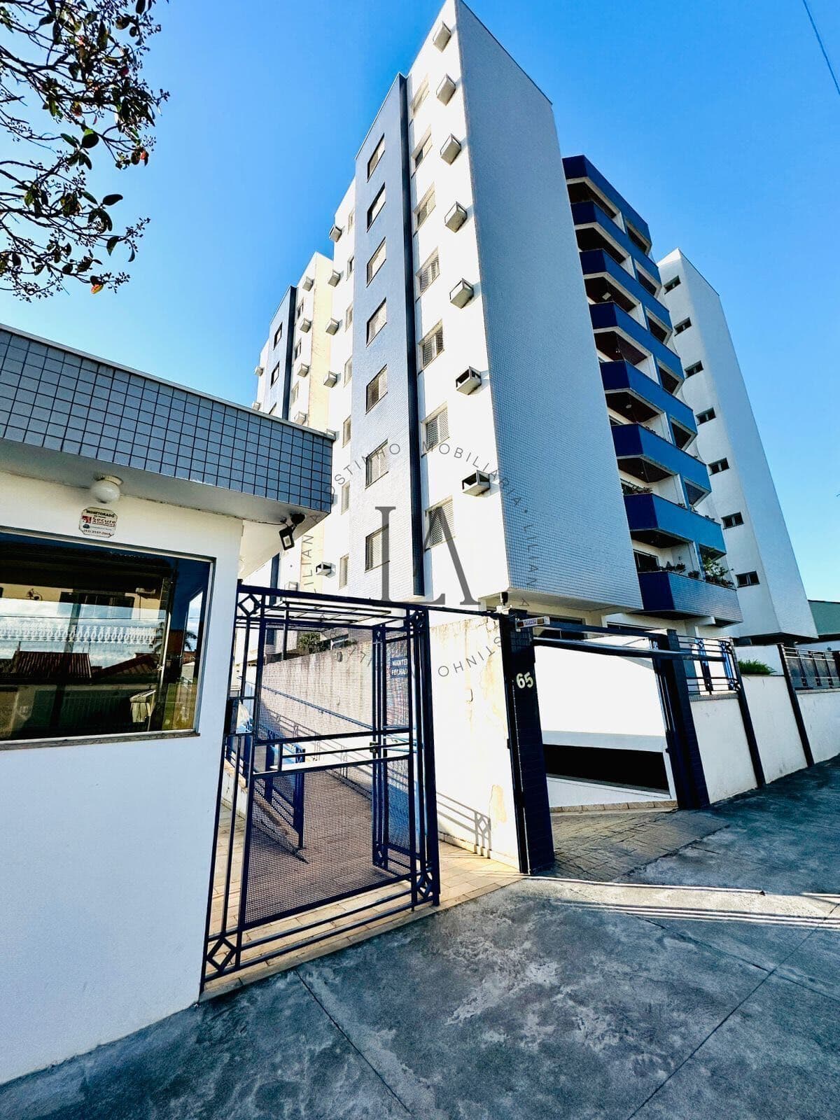 Apartamento em Vila Indiana, Guaratinguetá/SP