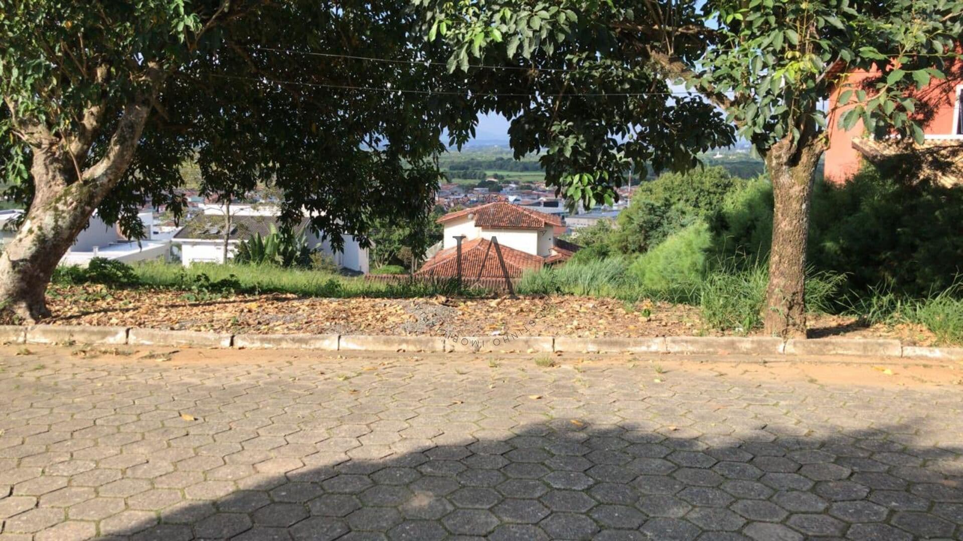 Terreno no Jardim Panorama II em Guaratinguetá