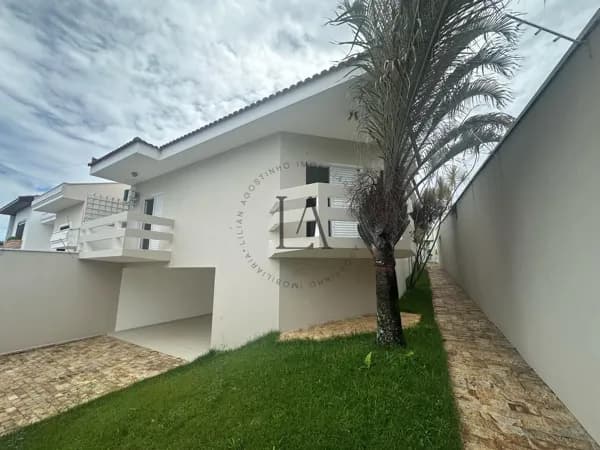 Casa térrea à venda com 3 dormitórios na Vila Paraíba