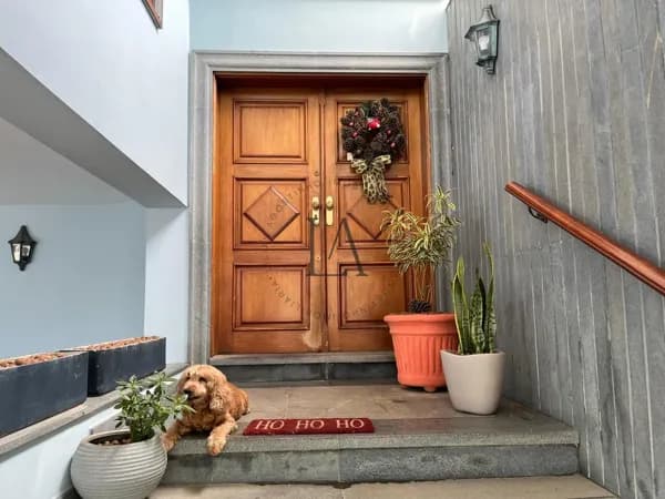 Casa 4 suítes, com piscina, localizada no Bairro Vila Paraíba
