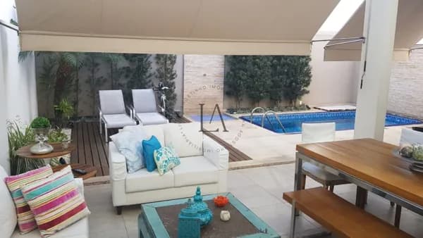 Casa na Vila Paraíba em Guaratinguetá SP